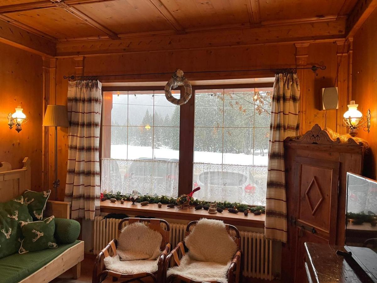 Al Cervo Albergo - Hotel Stabiziane Екстер'єр фото